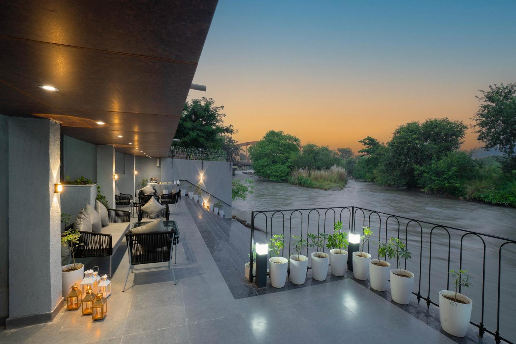 Sukoon By The Ganges - A Riverside Retreat Haridwār Екстериор снимка